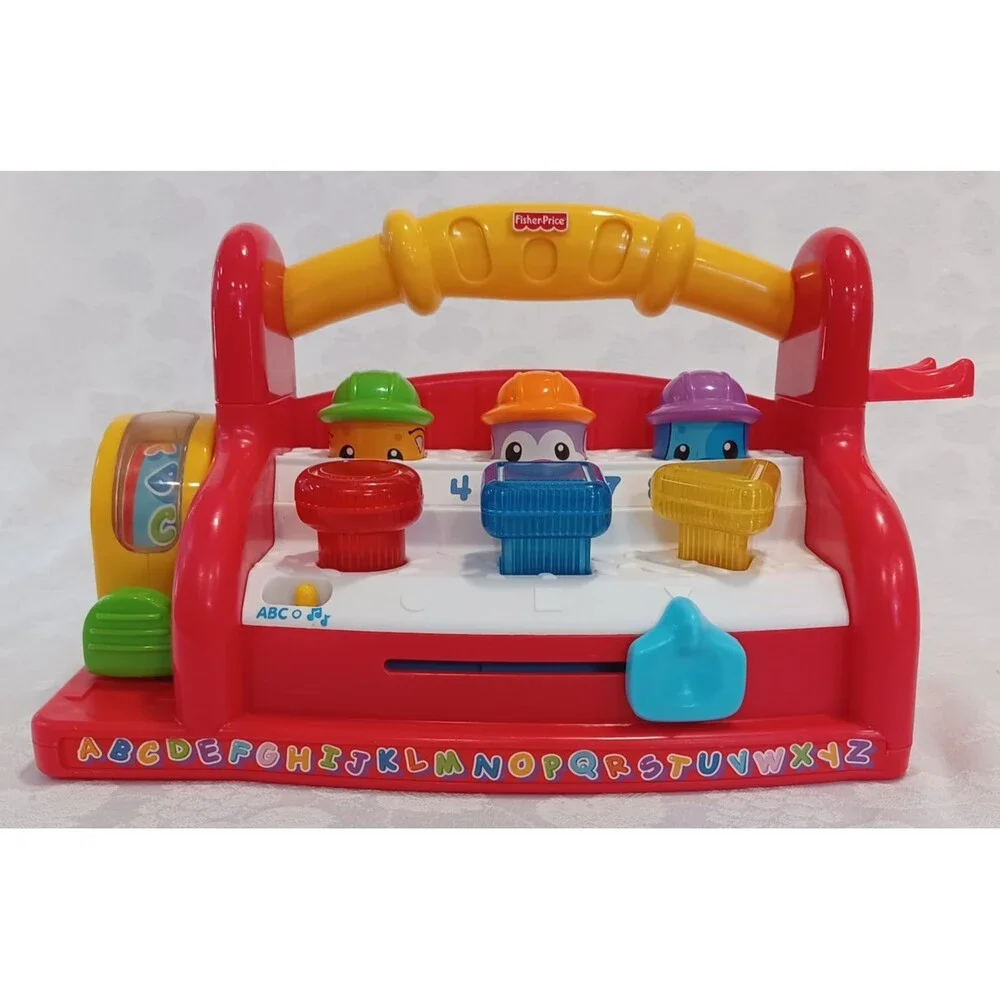 FISHER PRICE LAUGH & LEARN TOOL BENCH - VINTAGE 2004 - NO HAMMER - WORK
